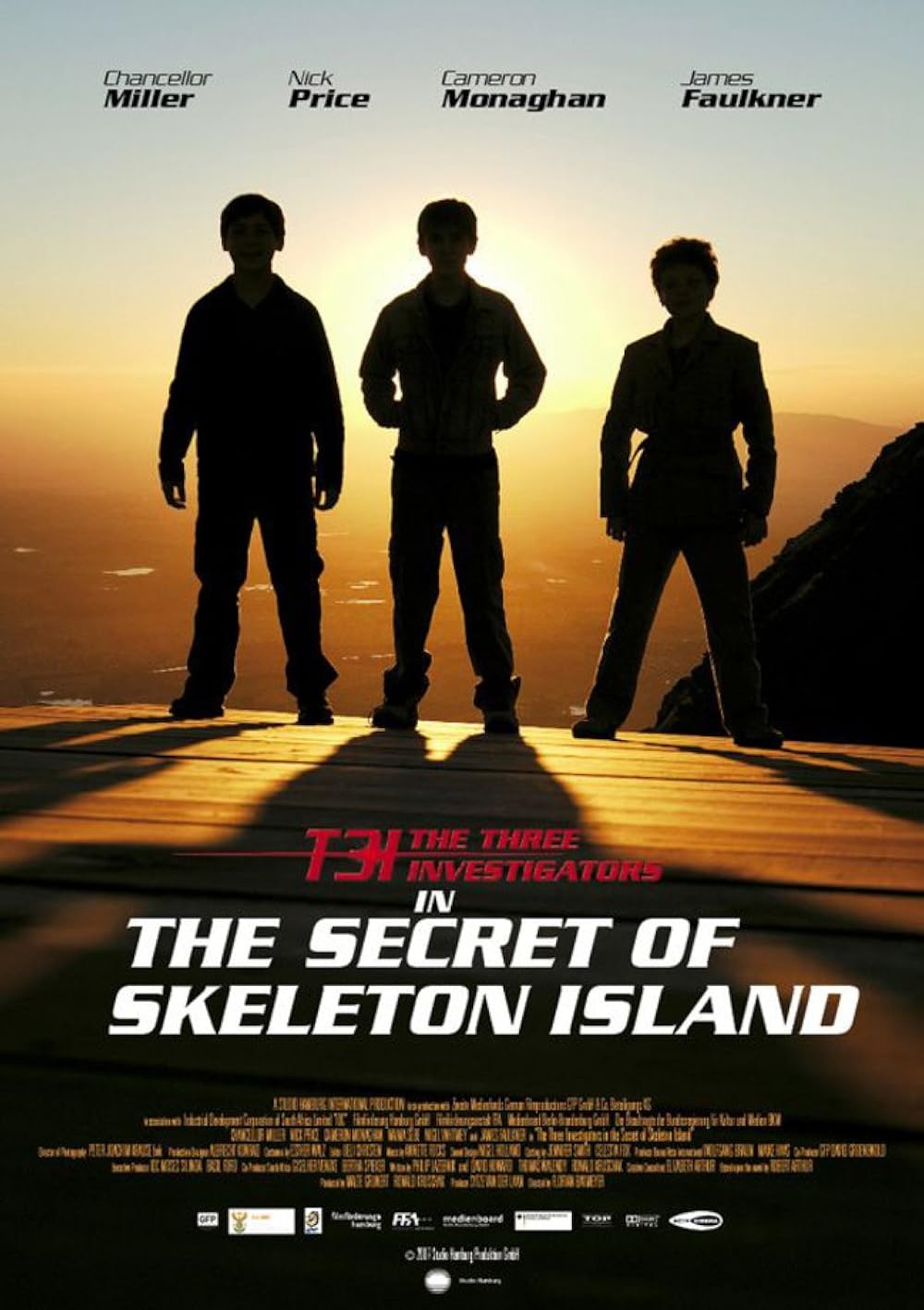 The Three Investigators and the Secret of Skeleton Island 2007 ‧ Family/Adventure ‧ 1h 31m